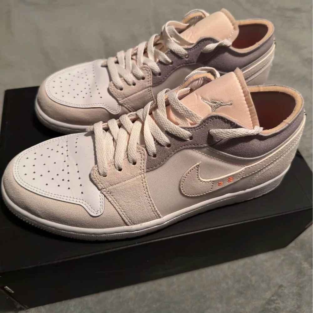 Air Jordan 1 Low SE Craft Inside Out- Size 9.5